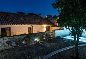 Casa De Los Cuadros Villaluenga Del Rosario